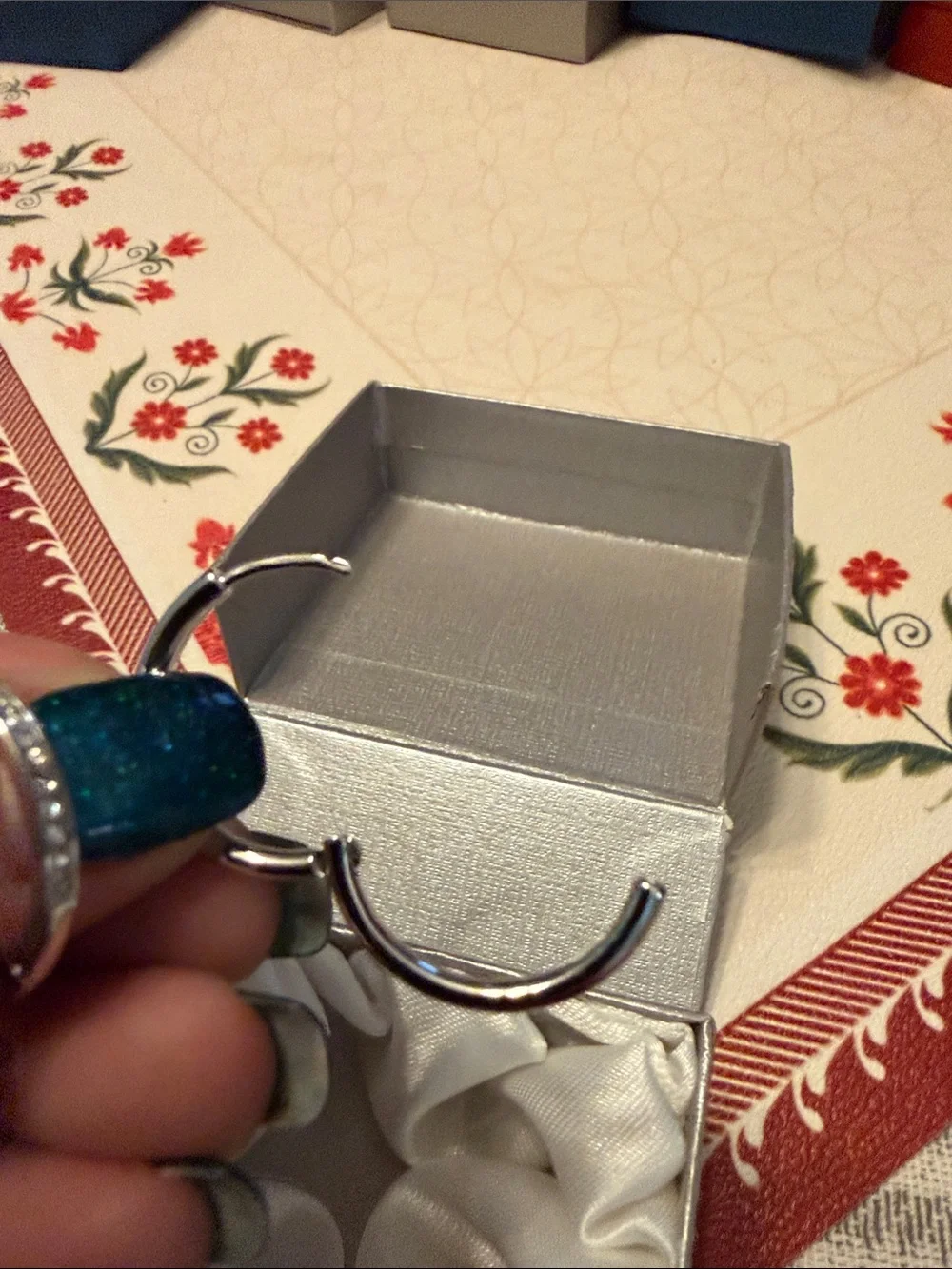 N/A elegant silver